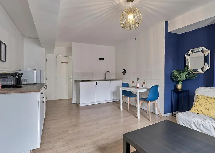 Apartment Saphir T2 Hypercentre Historique Au Pied Du Chateau-Thierry