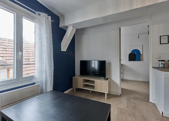 Apartment Saphir T2 Hypercentre Historique Au Pied Du Chateau-Thierry